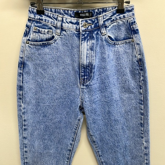 NWT Missguided Wrath Highwaisted Split Hem Straight Leg Denim Jeans 2 Long - Picture 2 of 16